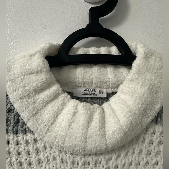 Ardene cropped sweater grey and white - Picture 2 of 4